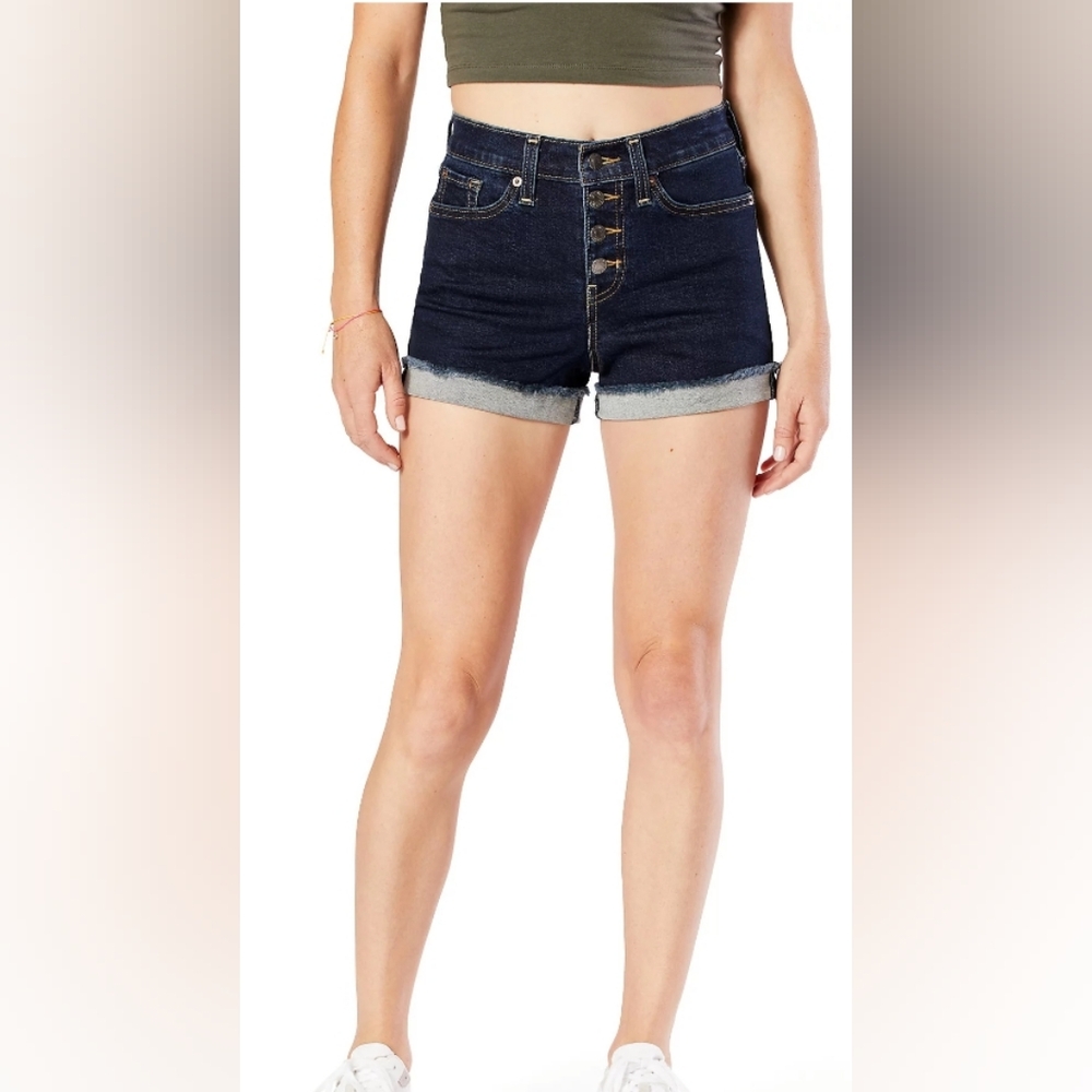 Signature by Levi's 🥳 Mid Rise Dark Wash Button Fly Shorts Size 29/9- NWT